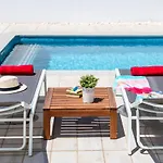Vila Shasya With Air Conditioning *