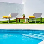 Shasya With Air Conditioning Vila