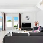 Vila Shasya With Air Conditioning